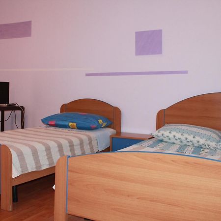 Apartments Ana Pola Esterno foto